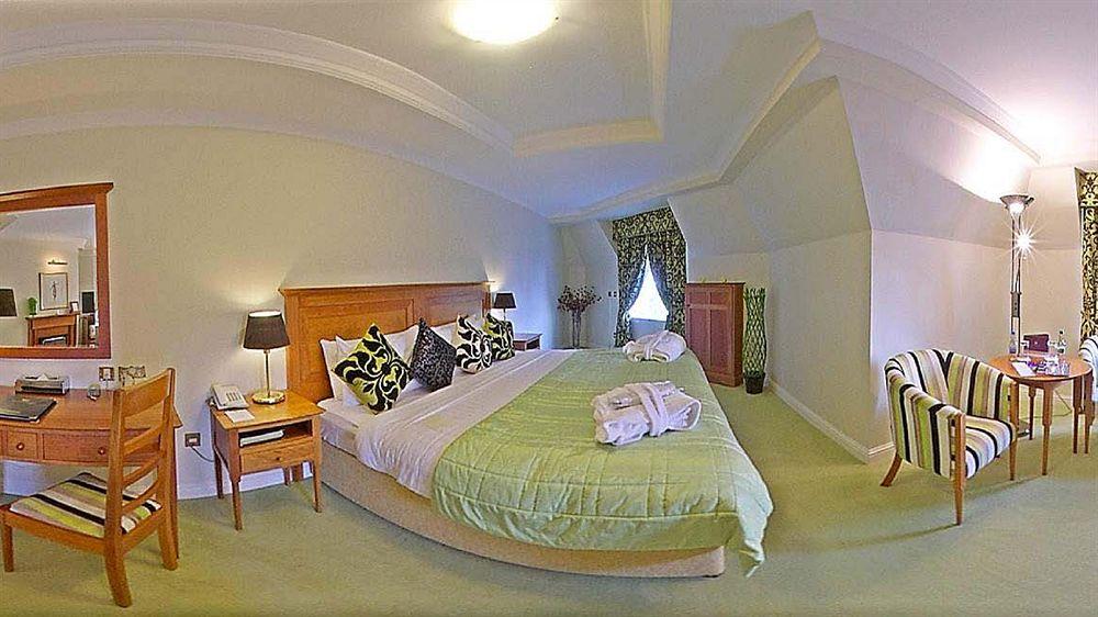 Westwood Hotel 골웨이 외부 사진