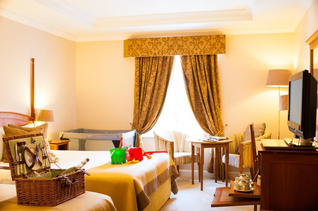 Westwood Hotel 골웨이 외부 사진