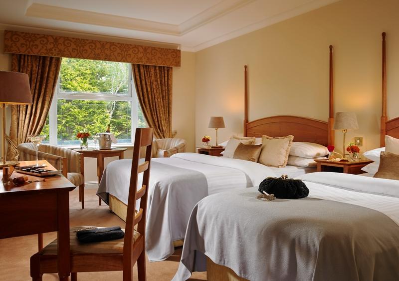 Westwood Hotel 골웨이 외부 사진
